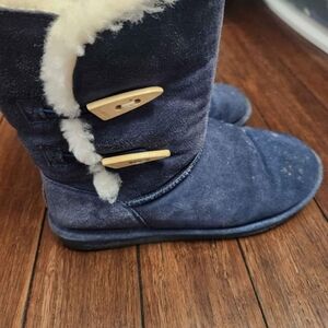 BearPaw Women's boots